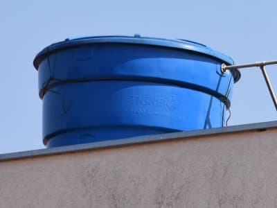 Instalação e limpeza de caixa d'água