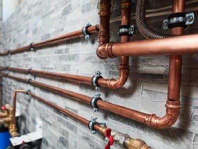 Conserto e instalação de encanamentos